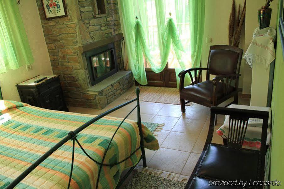 Chorostasi Guest House Parthenón Zimmer foto